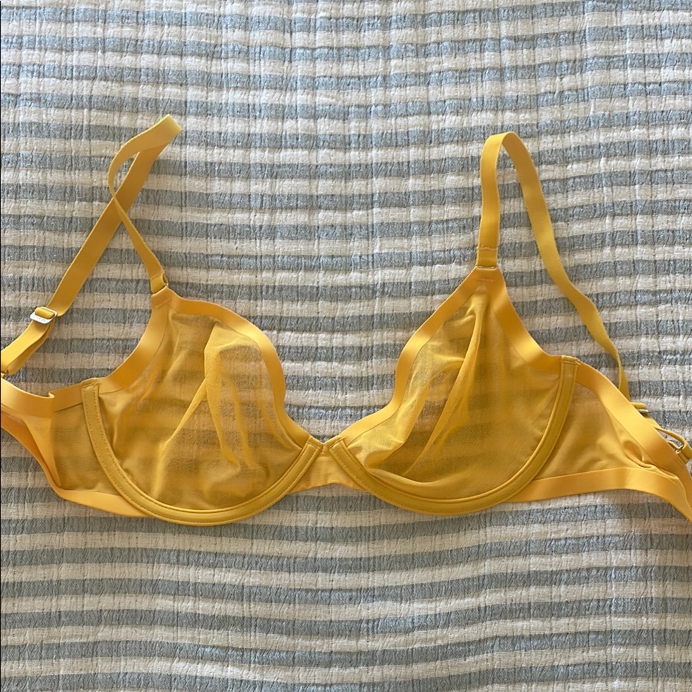 CUUP The Plunge Bra Mesh 32E